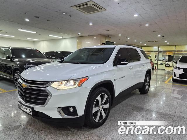 Chevrolet Traverse 3.6 AWD LT Leather Premium 2020 — фото 2