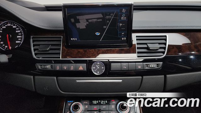 Audi A8 50 TDI Quattro D4 2015 — фото 14
