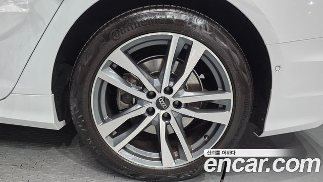 Audi A6 (C8) 45 TDI Quattro Premium 2021 — фото 5