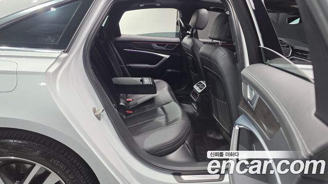 Audi A6 (C8) 45 TDI Quattro Premium 2021 — фото 11