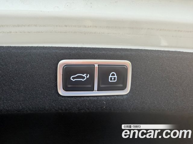 Hyundai Grandeur (GN7) 3.5 LPG 2WD Premium 2023 — фото 21