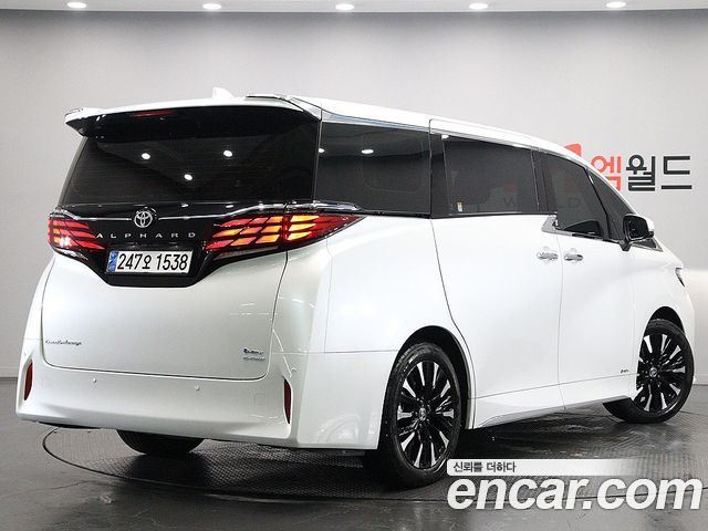 Toyota Alphard (IV) 2.5 HEV Executive AWD 2024 — фото 4