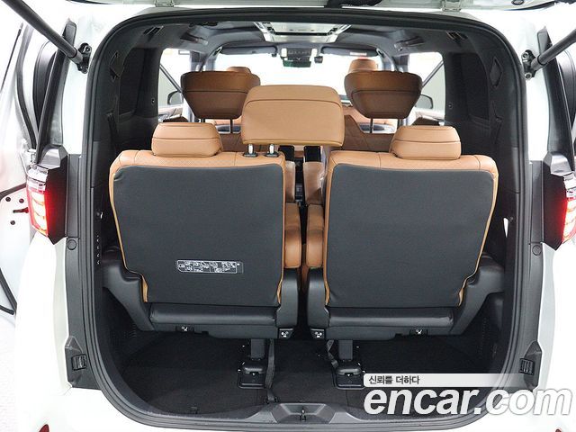 Toyota Alphard (IV) 2.5 HEV Executive AWD 2024 — фото 5
