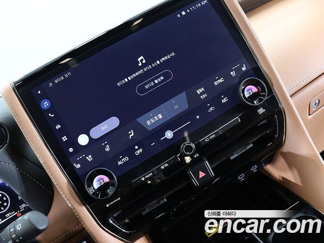Toyota Alphard (IV) 2.5 HEV Executive AWD 2024 — фото 7