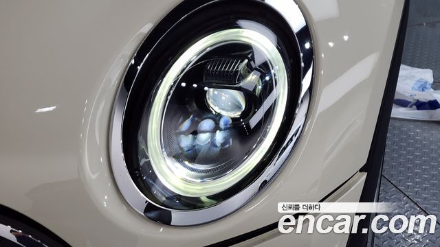 MINI Cooper Clubman Classic 2nd 2023 — фото 22