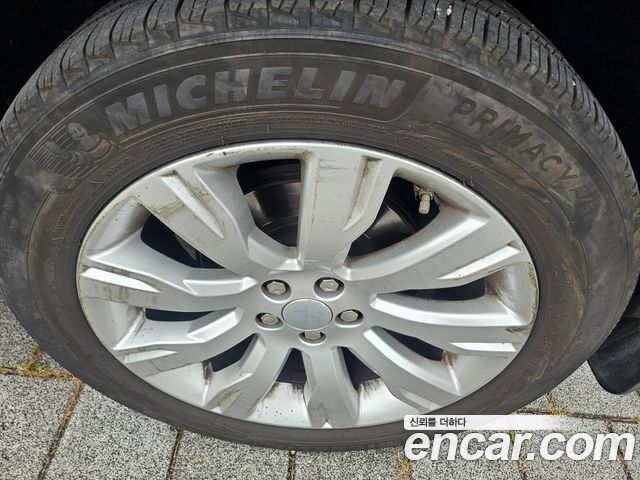 Land Rover Discovery Sport 2.0 TD4 HSE Luxury 2016 — фото 15