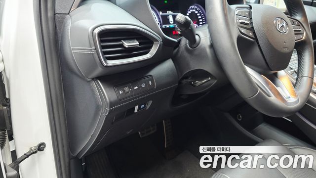 Hyundai Santa Fe HEV 1.6 2WD Prestige 2022 — фото 31