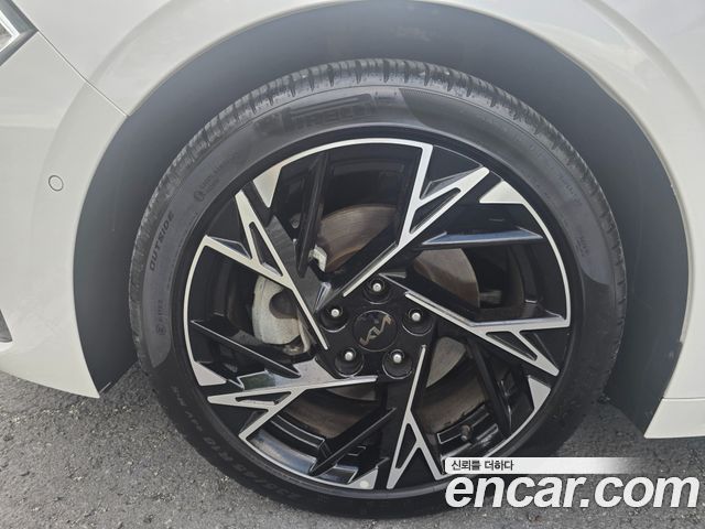 Kia K5 Hybrid (III) Signature 2024 — фото 24