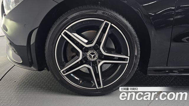 Mercedes-Benz CLA-Class (C118) CLA250 4MATIC 2021 — фото 5