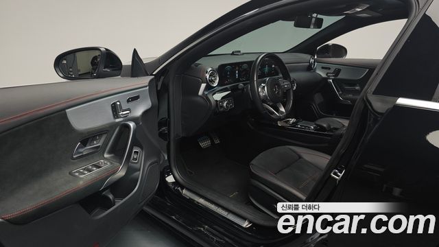 Mercedes-Benz CLA-Class (C118) CLA250 4MATIC 2021 — фото 10