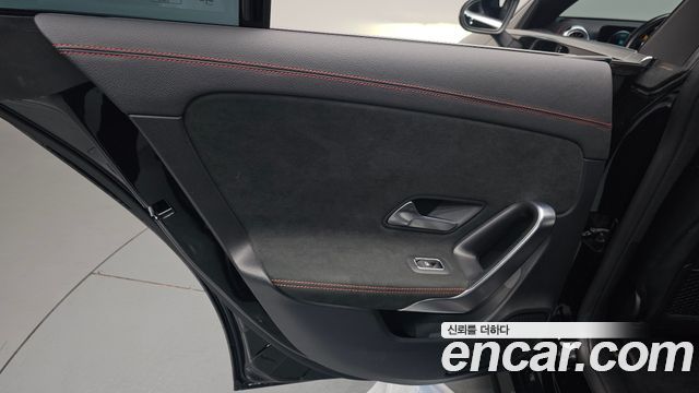 Mercedes-Benz CLA-Class (C118) CLA250 4MATIC 2021 — фото 25