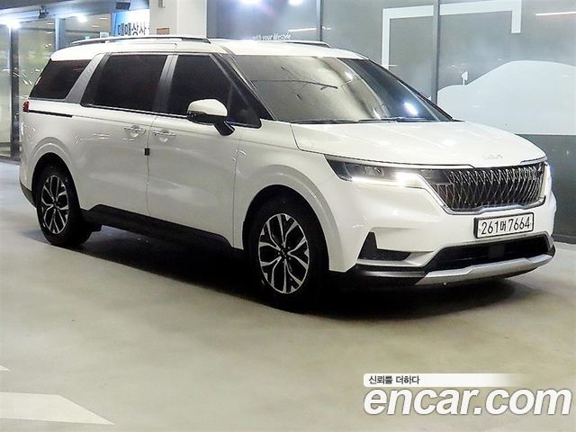 Kia Carnival (IV) 9-Seater Prestige 2022 — фото 1