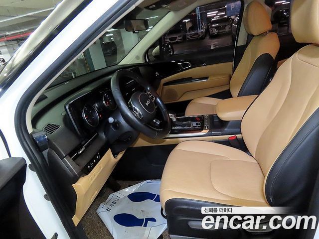 Kia Carnival (IV) 9-Seater Prestige 2022 — фото 6