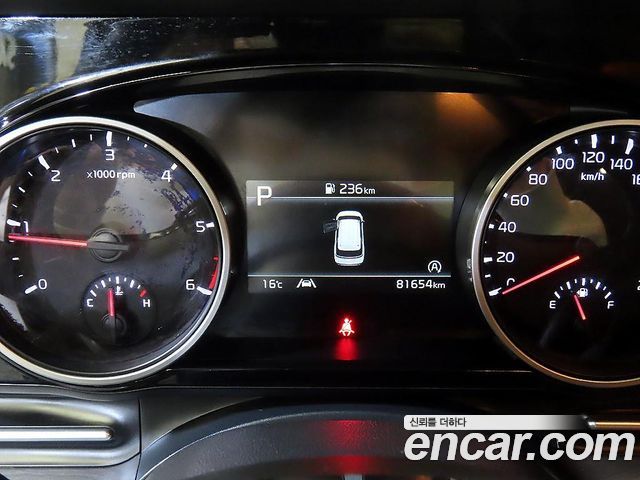Kia Carnival (IV) 9-Seater Prestige 2022 — фото 9