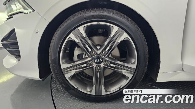 Kia K5 (III) 2.0 Signature 2021 — фото 5
