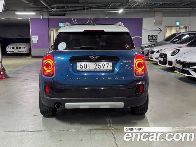 MINI Cooper Countryman HIGH 2nd 2019 — фото 4