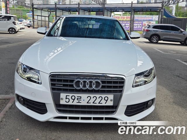 Audi A4 2.0 TFSI Quattro Dynamic B8 2011 — фото 3