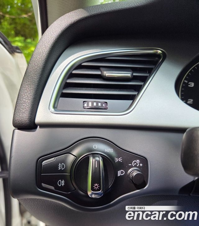 Audi A4 2.0 TFSI Quattro Dynamic B8 2011 — фото 21