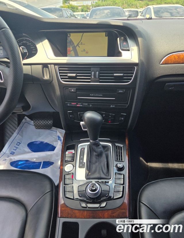Audi A4 2.0 TFSI Quattro Dynamic B8 2011 — фото 23
