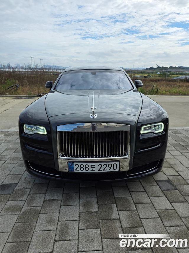 Rolls-Royce Ghost 6.6 EWB V12 2016 — фото 3