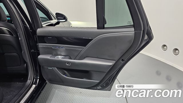 Genesis G90 (RS4) Gasoline 3.5 Turbo AWD 2024 — фото 25
