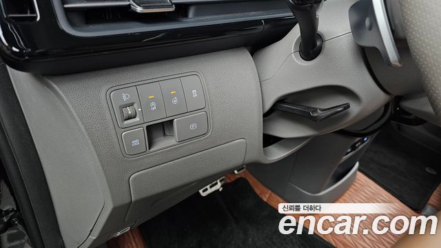 Hyundai Staria 4WD Lounge 7-Seater Inspiration 2024 — фото 14