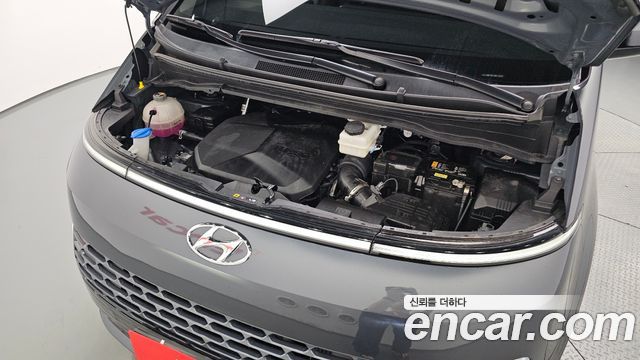 Hyundai Staria Cargo 3-Seater Modern 2024 — фото 6