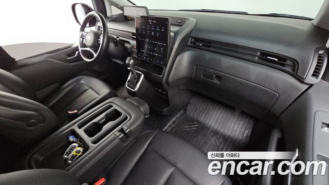 Hyundai Staria Cargo 3-Seater Modern 2024 — фото 7