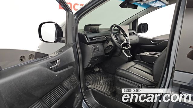 Hyundai Staria Cargo 3-Seater Modern 2024 — фото 10