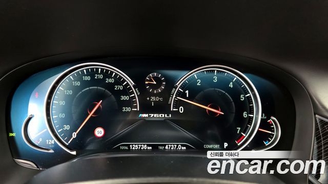 BMW 7 Series (G11) M760Li xDrive 2017 — фото 8