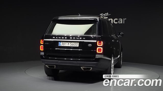 Land Rover Range Rover (IV) 4.4 SDV8 Vogue SE DIESEL 2018 — фото 4
