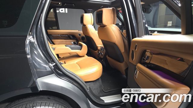 Land Rover Range Rover (IV) 4.4 SDV8 Vogue SE DIESEL 2018 — фото 12