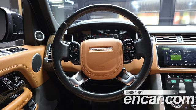 Land Rover Range Rover (IV) 4.4 SDV8 Vogue SE DIESEL 2018 — фото 13