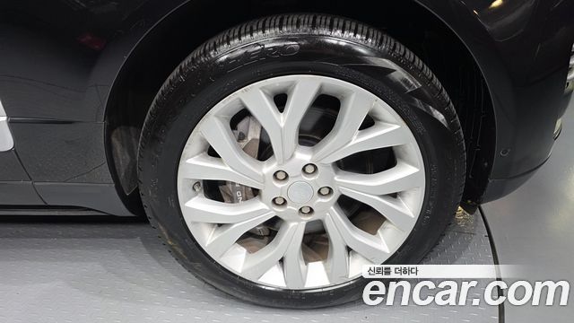 Land Rover Range Rover (IV) 4.4 SDV8 Vogue SE DIESEL 2018 — фото 21