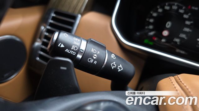 Land Rover Range Rover (IV) 4.4 SDV8 Vogue SE DIESEL 2018 — фото 29