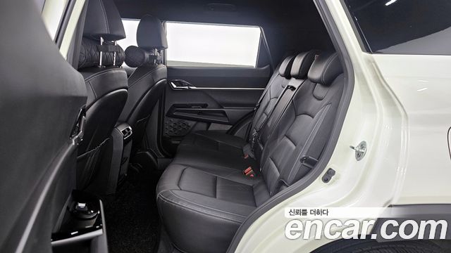 KG Mobility (SsangYong) Torres Gasoline 1.5 2WD T5 2024 — фото 12