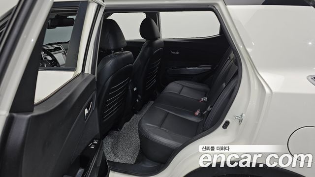 KG Mobility (SsangYong) Very New Tivoli Gasoline 1.5 2WD V3 2022 — фото 11