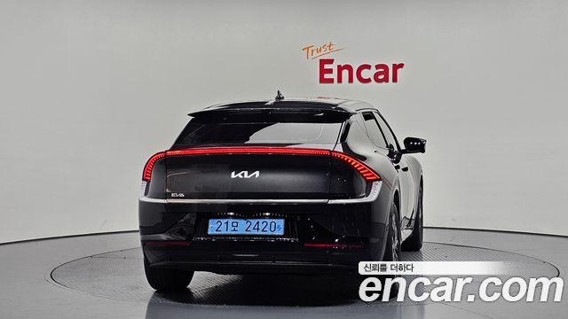 Kia EV6 Long Range Earth 2023 — фото 4