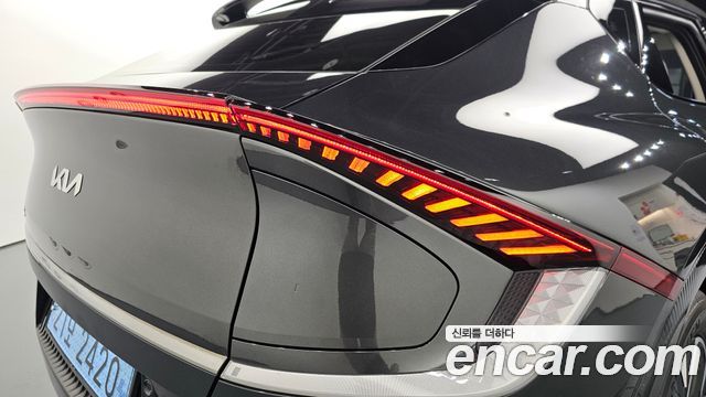 Kia EV6 Long Range Earth 2023 — фото 23