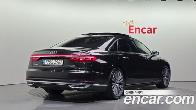 Audi A8 (D5) 60 TFSI Quattro LWB 2021 — фото 2