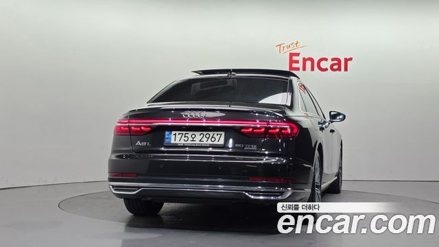 Audi A8 (D5) 60 TFSI Quattro LWB 2021 — фото 4