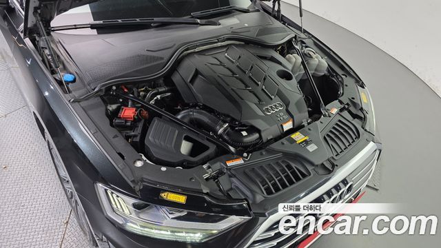 Audi A8 (D5) 60 TFSI Quattro LWB 2021 — фото 6