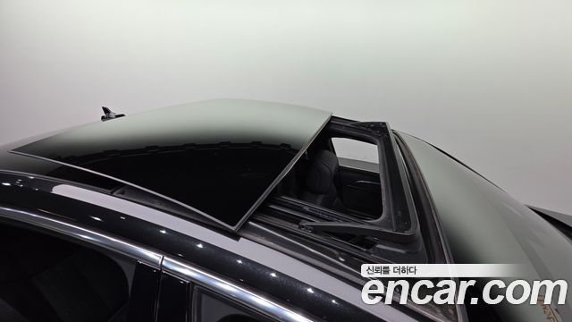 Audi A8 (D5) 60 TFSI Quattro LWB 2021 — фото 12