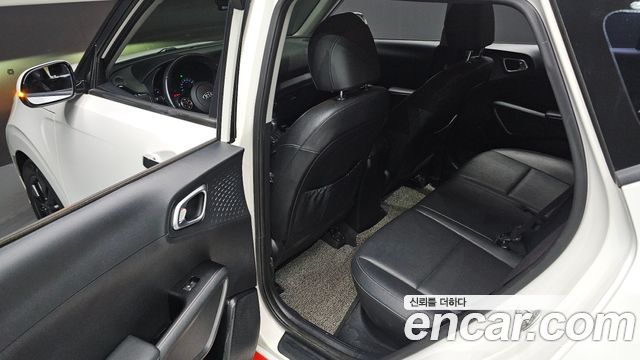Kia Soul Booster 1.6 T-GDI Noblesse 2021 — фото 11