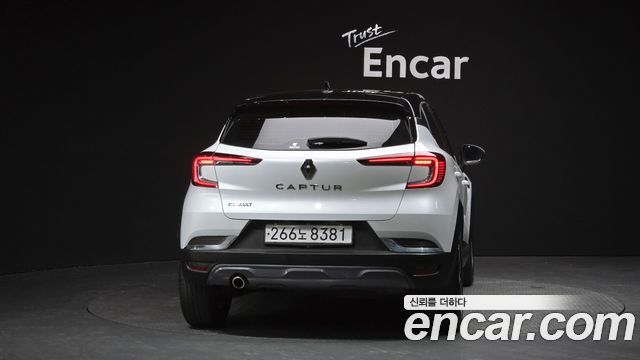 Renault Korea Captur 1.3 TCe Edition Paris 2020 — фото 4