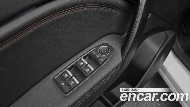 Renault Korea Captur 1.3 TCe Edition Paris 2020 — фото 15