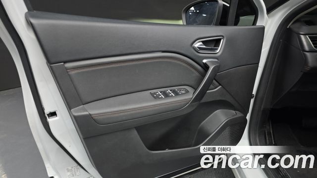 Renault Korea Captur 1.3 TCe Edition Paris 2020 — фото 24