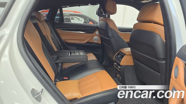 BMW X6 (F16) M50d 2018 — фото 15