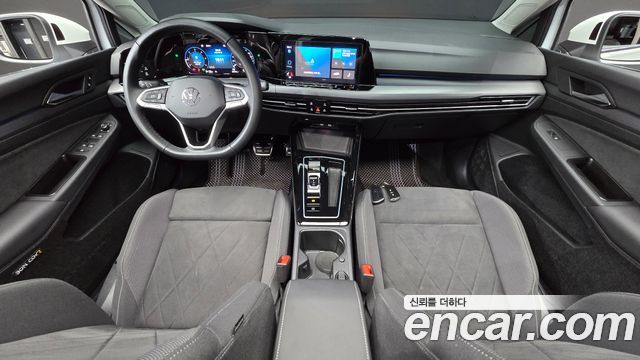 Volkswagen Golf (VIII) 2.0 TDI Prestige 2024 — фото 7