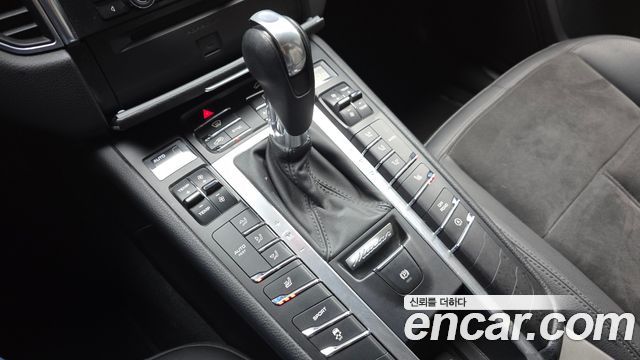 Porsche Macan 3.0 S Diesel 95B 2016 — фото 9